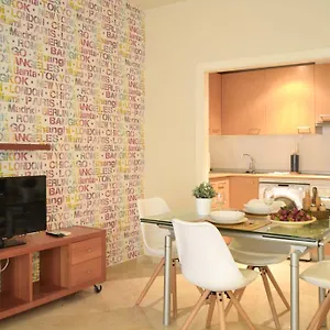 https://apartamento-ulises-suite-1.hotelsinnerja.org