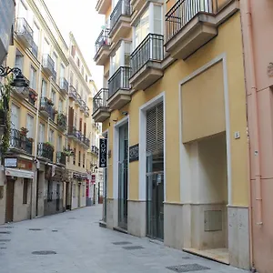 https://apartamento-ulises-suite-2.hotelsinnerja.org